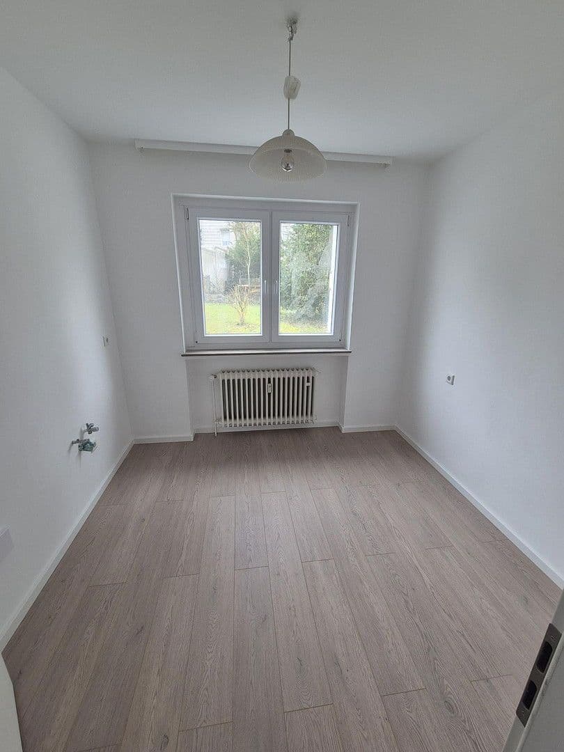 Prenájom bytu 3-izbový 82 m², Lüdenscheid, Severné Porýnie - Westfálsko Prenájom bytu 3-izbový 82 m², Lüdenscheid, Severné Porýnie - Westfálsko