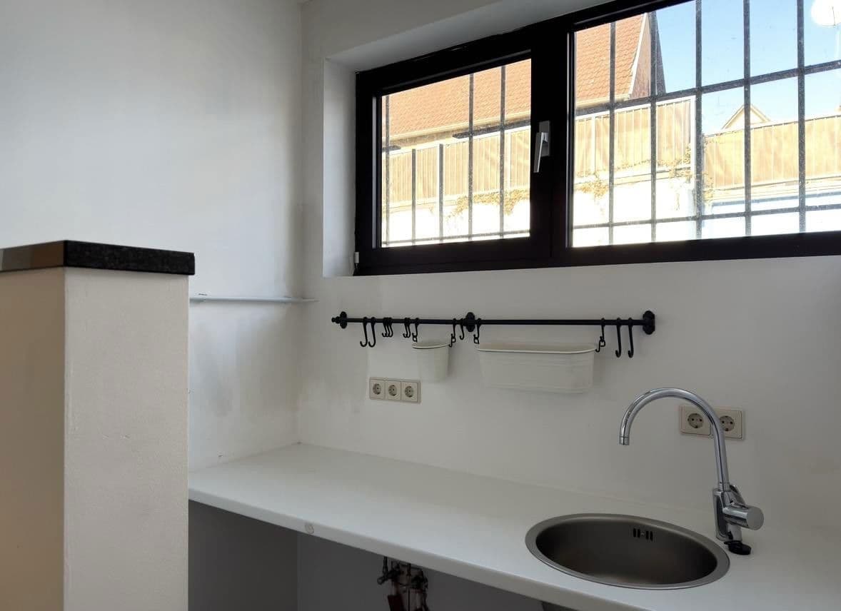 Prenájom nebytového priestoru 170 m², Wiesenstrasse 2, Karlsruhe Grünwettersbach, Bádensko-Wurttembersko Prenájom nebytového priestoru 170 m², Wiesenstrasse 2, Karlsruhe Grünwettersbach, Bádensko-Wurttembersko