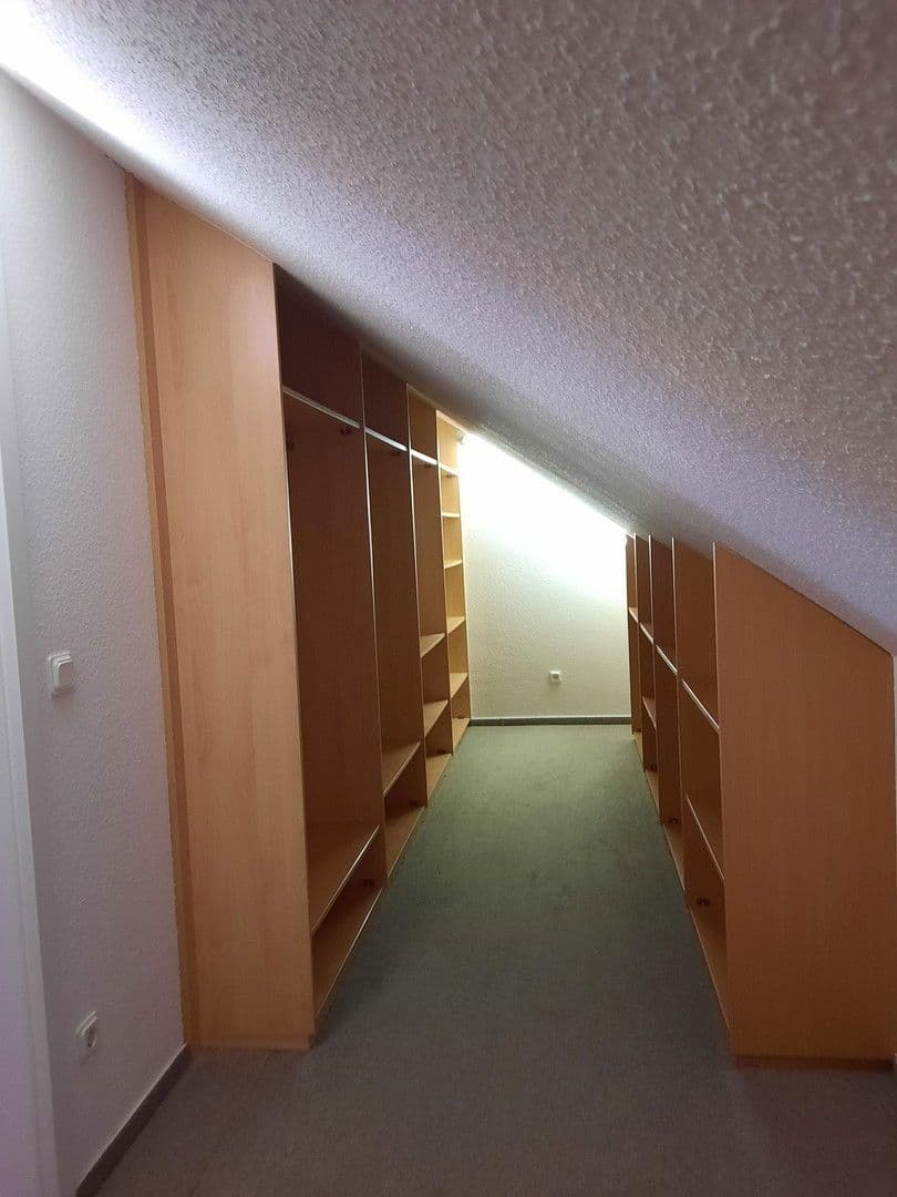 Predaj domu 155 m², pozemek 525 m², Nettetal, Severné Porýnie - Westfálsko Predaj domu 155 m², pozemek 525 m², Nettetal, Severné Porýnie - Westfálsko