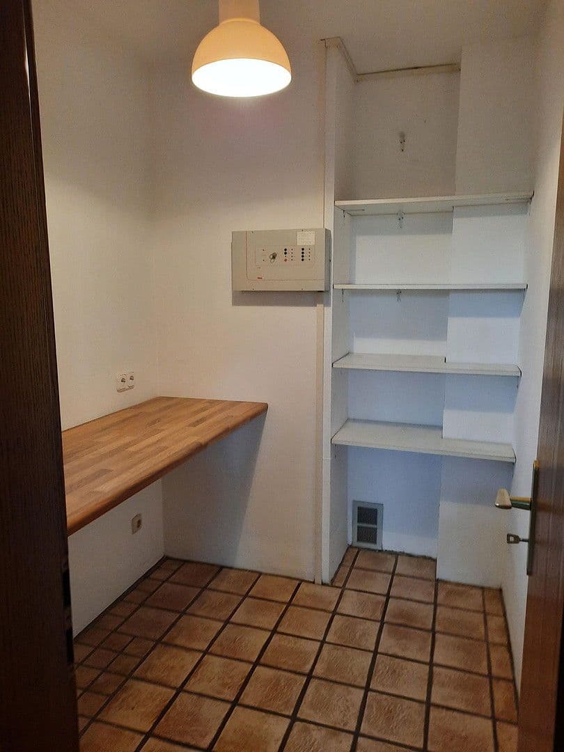 Predaj domu 155 m², pozemek 525 m², Nettetal, Severné Porýnie - Westfálsko Predaj domu 155 m², pozemek 525 m², Nettetal, Severné Porýnie - Westfálsko