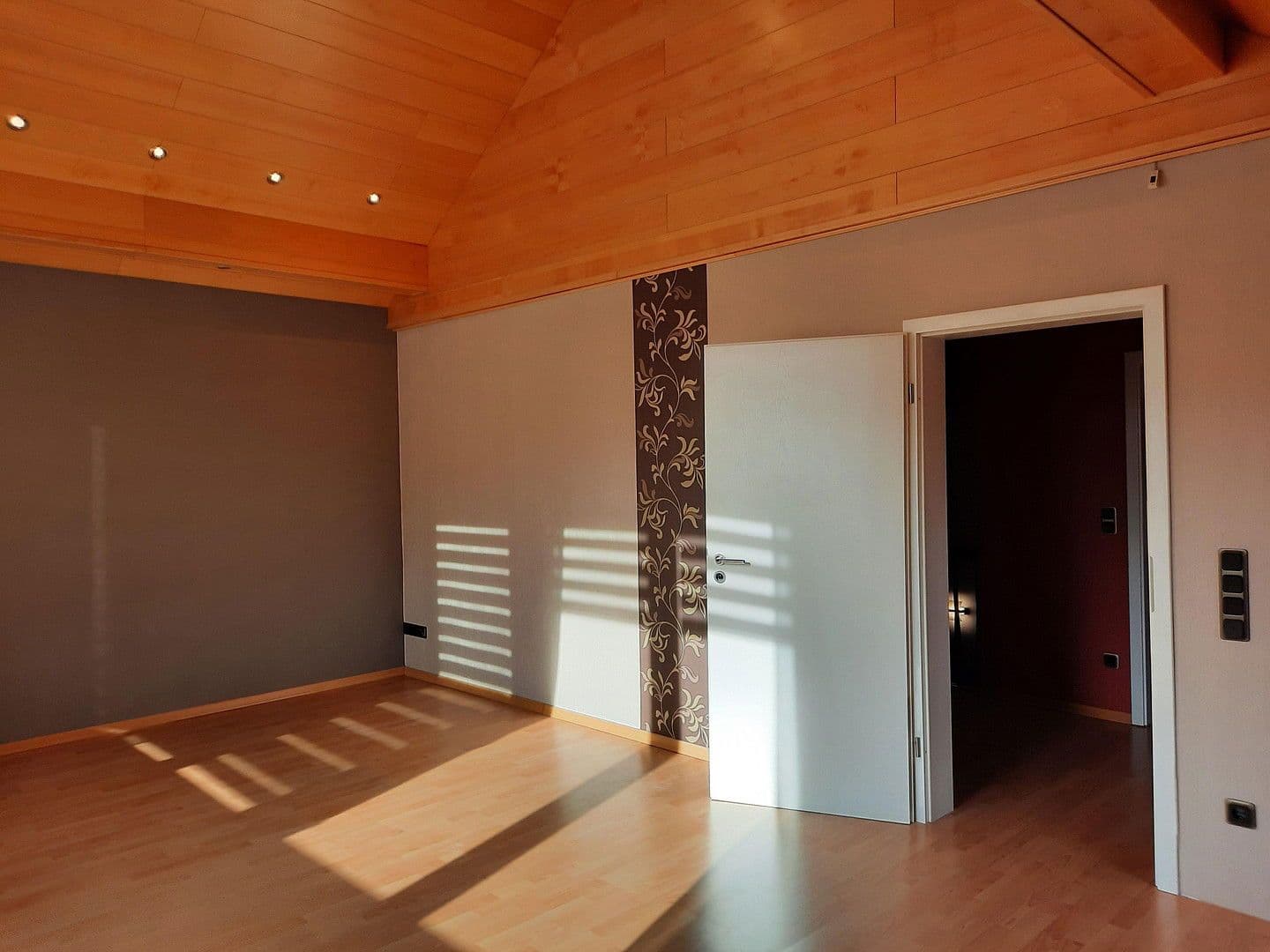 Predaj domu 155 m², pozemek 525 m², Nettetal, Severné Porýnie - Westfálsko Predaj domu 155 m², pozemek 525 m², Nettetal, Severné Porýnie - Westfálsko