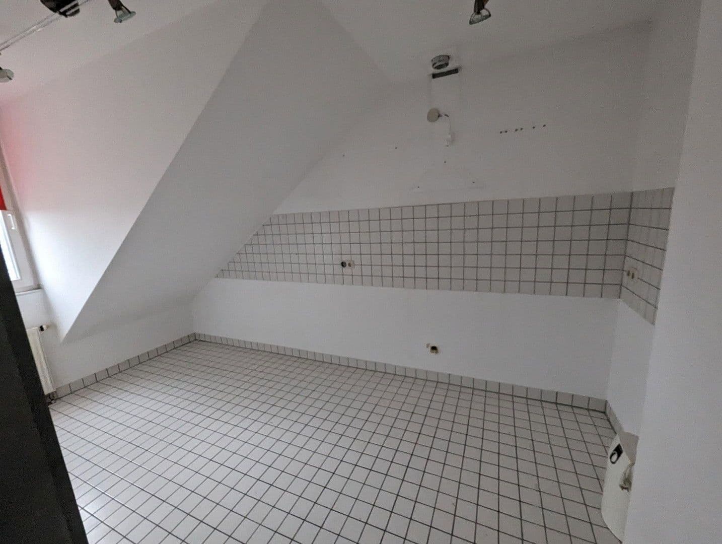 Prenájom bytu 2-izbový 56 m², Köln Weiß, Severné Porýnie - Westfálsko Prenájom bytu 2-izbový 56 m², Köln Weiß, Severné Porýnie - Westfálsko