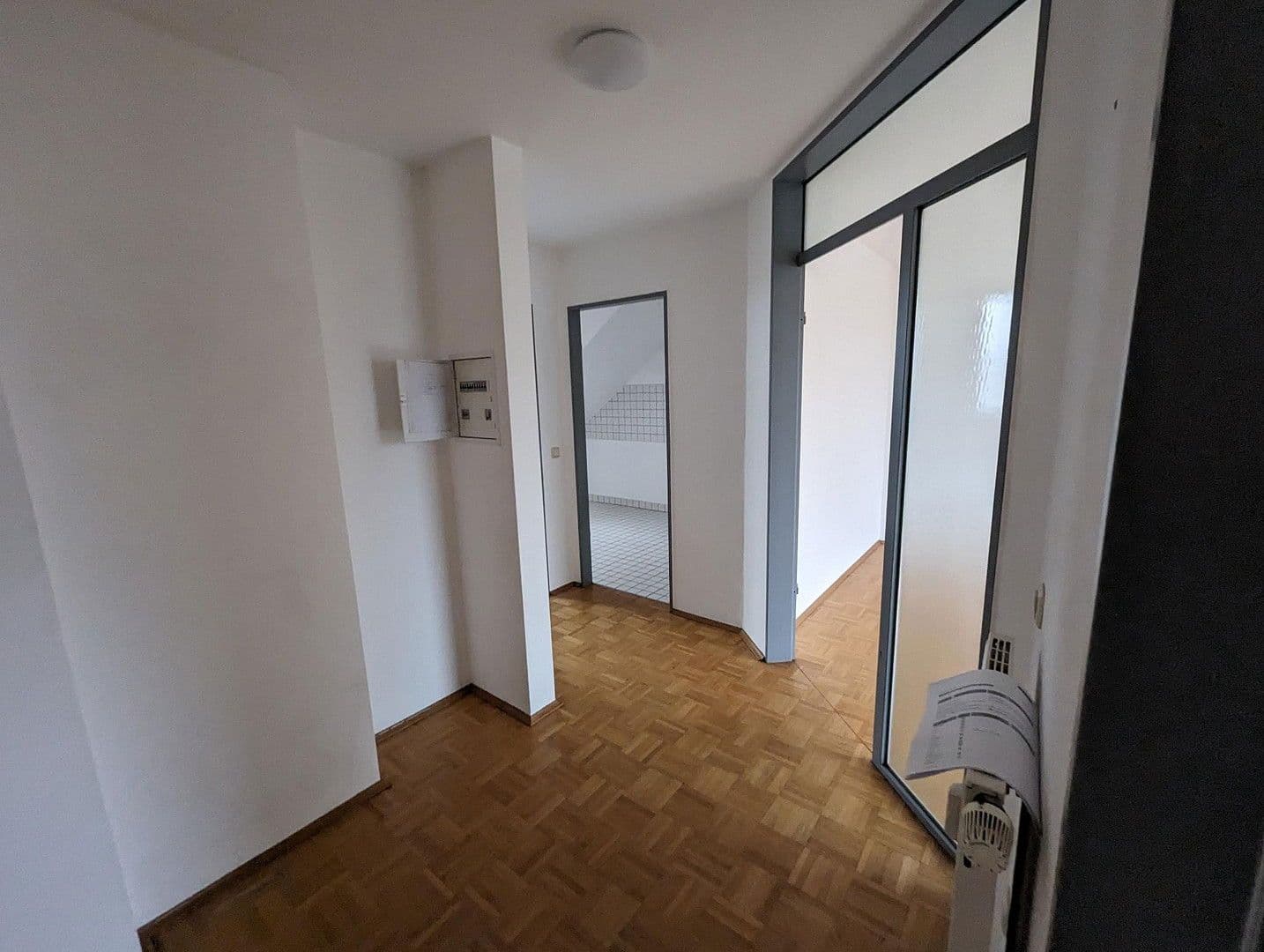Prenájom bytu 2-izbový 56 m², Köln Weiß, Severné Porýnie - Westfálsko Prenájom bytu 2-izbový 56 m², Köln Weiß, Severné Porýnie - Westfálsko