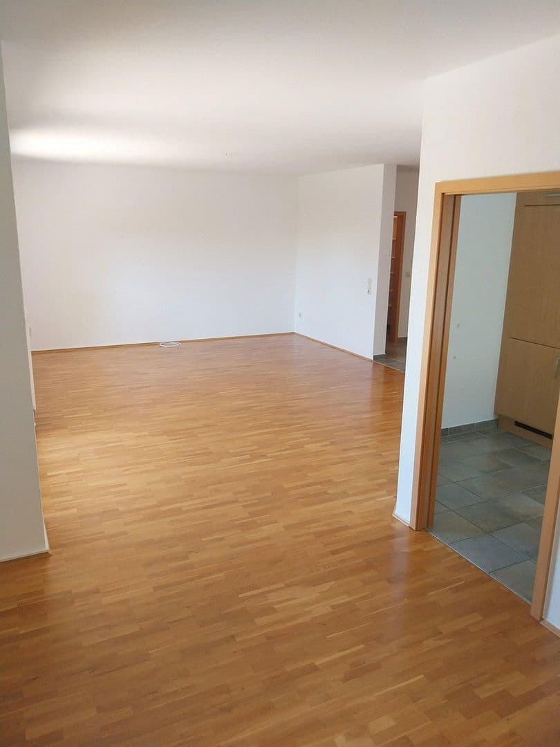 Predaj bytu 3-izbový 88 m², Volkach, Bavorsko Predaj bytu 3-izbový 88 m², Volkach, Bavorsko