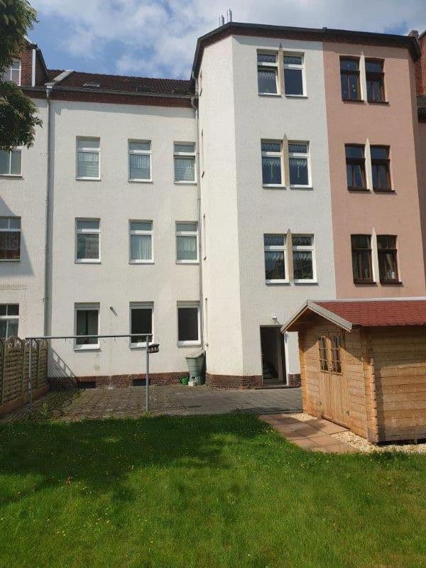 Prenájom bytu 3-izbový 80 m², Kreisigstraße 40, Zwickau, Sasko Prenájom bytu 3-izbový 80 m², Kreisigstraße 40, Zwickau, Sasko