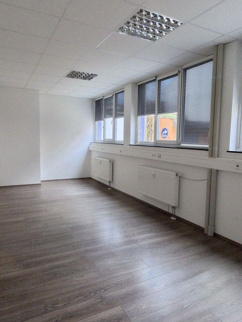 Prenájom kancelárie 104 m², Barbiergasse 6, Nürnberg, Bavorsko Prenájom kancelárie 104 m², Barbiergasse 6, Nürnberg, Bavorsko