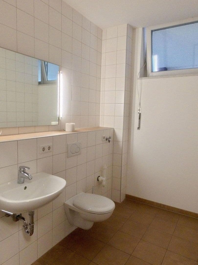 Prenájom kancelárie 104 m², Barbiergasse 6, Nürnberg, Bavorsko Prenájom kancelárie 104 m², Barbiergasse 6, Nürnberg, Bavorsko