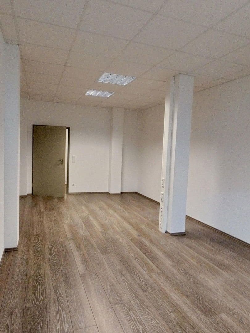 Prenájom kancelárie 104 m², Barbiergasse 6, Nürnberg, Bavorsko Prenájom kancelárie 104 m², Barbiergasse 6, Nürnberg, Bavorsko