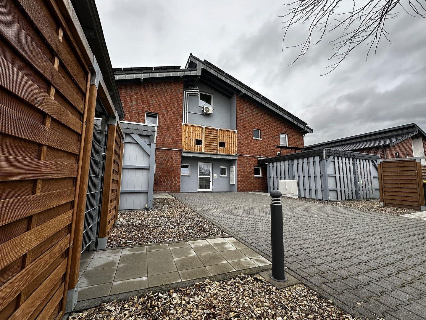 Prenájom bytu 4-izbový 91 m², Bergmannsweg 76, Baesweiler, Severné Porýnie - Westfálsko Prenájom bytu 4-izbový 91 m², Bergmannsweg 76, Baesweiler, Severné Porýnie - Westfálsko