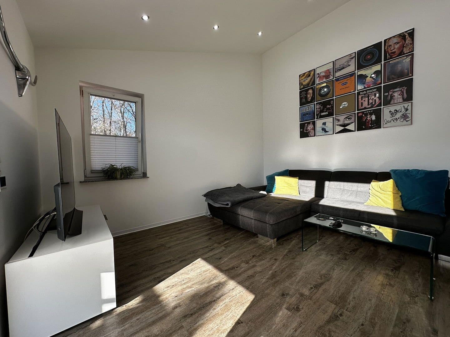 Prenájom bytu 4-izbový 91 m², Bergmannsweg 76, Baesweiler, Severné Porýnie - Westfálsko Prenájom bytu 4-izbový 91 m², Bergmannsweg 76, Baesweiler, Severné Porýnie - Westfálsko