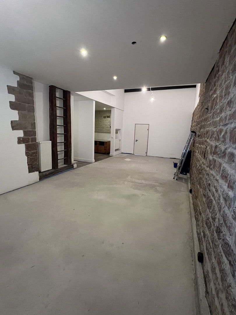 Predaj domu 250 m², pozemek 314 m², Mutterstadt, Porýnie-Falcko Predaj domu 250 m², pozemek 314 m², Mutterstadt, Porýnie-Falcko