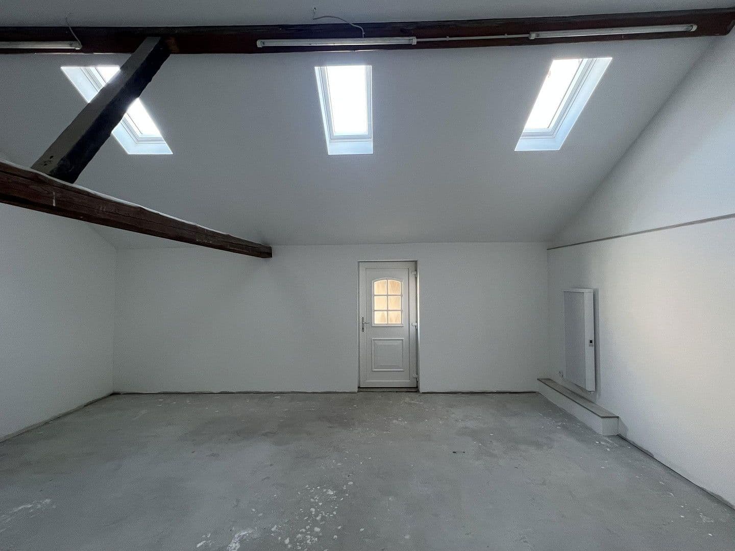 Predaj domu 250 m², pozemek 314 m², Mutterstadt, Porýnie-Falcko Predaj domu 250 m², pozemek 314 m², Mutterstadt, Porýnie-Falcko