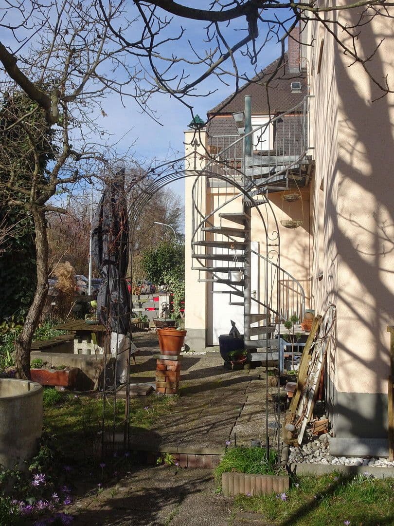 Predaj domu 168 m², pozemek 315 m², Ingolstadt, Bavorsko Predaj domu 168 m², pozemek 315 m², Ingolstadt, Bavorsko