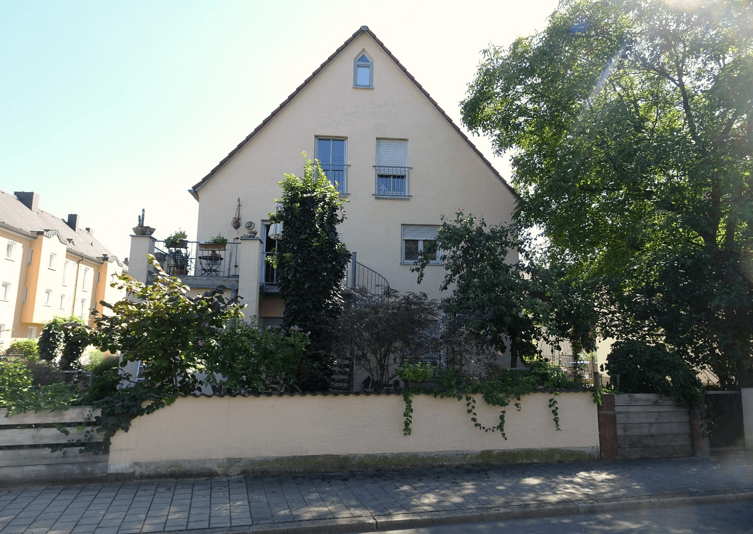 Predaj domu 168 m², pozemek 315 m², Ingolstadt, Bavorsko Predaj domu 168 m², pozemek 315 m², Ingolstadt, Bavorsko