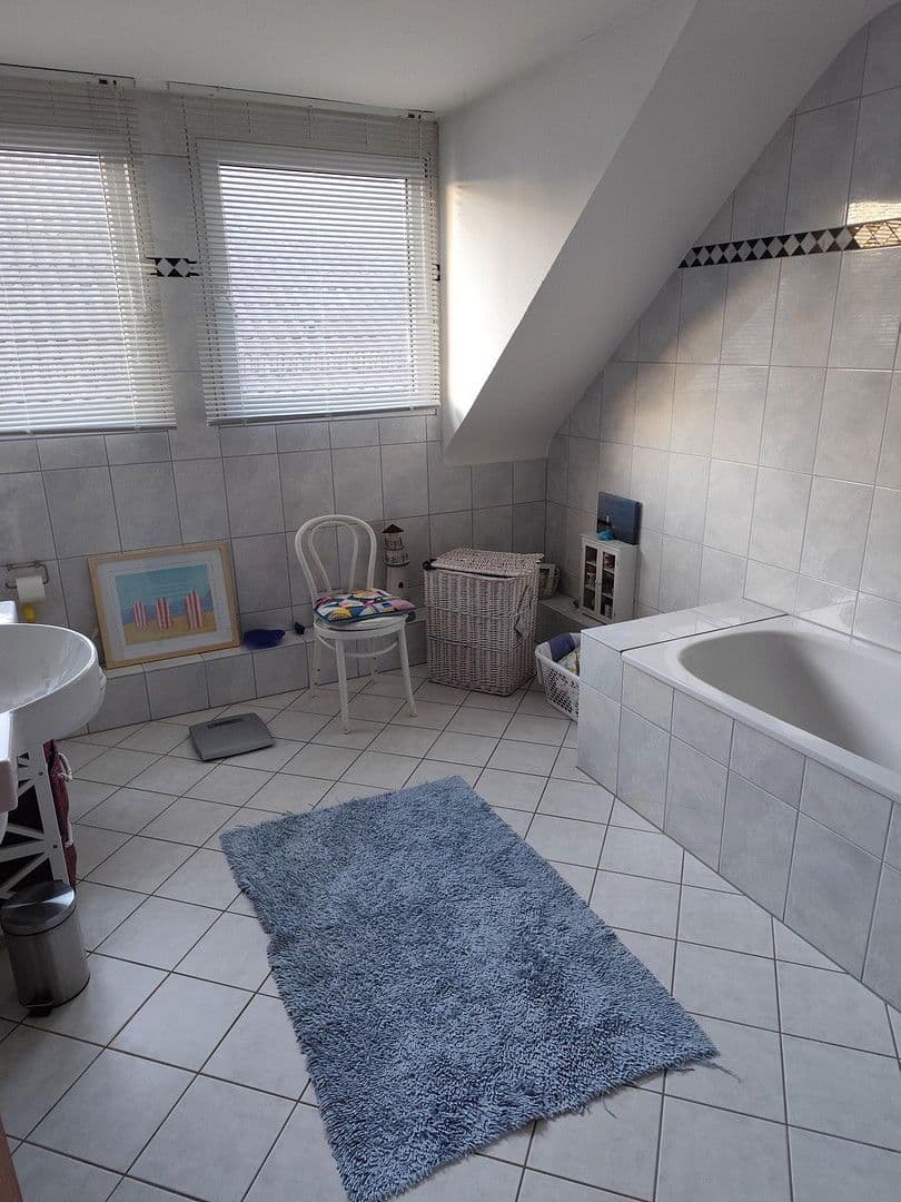 Predaj domu 185 m², pozemek 518 m², Mehlemer Weg 8, Meckenheim, Severné Porýnie - Westfálsko Predaj domu 185 m², pozemek 518 m², Mehlemer Weg 8, Meckenheim, Severné Porýnie - Westfálsko