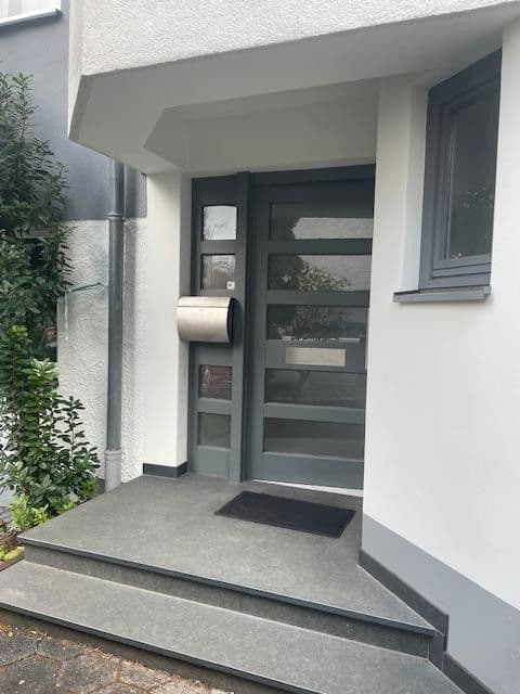 Predaj domu 135 m², pozemek 259 m², Wiesbaden, Hesensko Predaj domu 135 m², pozemek 259 m², Wiesbaden, Hesensko