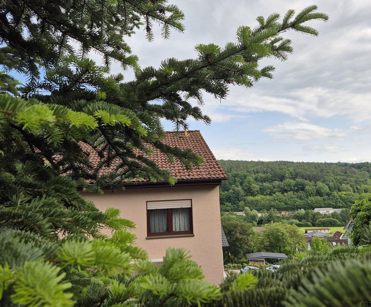 Predaj domu 183 m², pozemek 836 m², Adelsheim, Bádensko-Wurttembersko Predaj domu 183 m², pozemek 836 m², Adelsheim, Bádensko-Wurttembersko