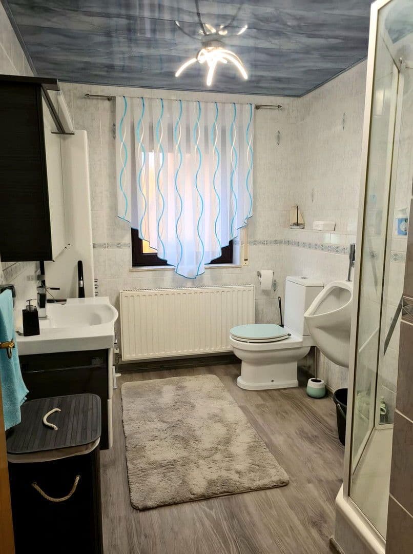 Predaj domu 183 m², pozemek 836 m², Adelsheim, Bádensko-Wurttembersko Predaj domu 183 m², pozemek 836 m², Adelsheim, Bádensko-Wurttembersko