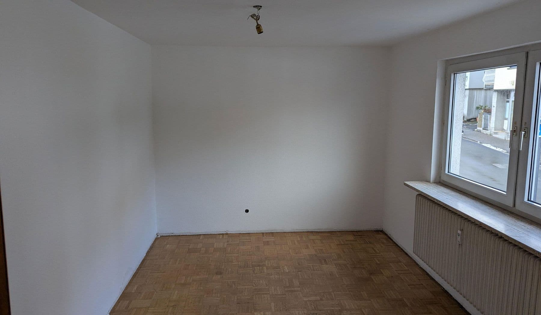 Prenájom bytu 5-izbový 154 m², Königstein im Taunus, Hesensko Prenájom bytu 5-izbový 154 m², Königstein im Taunus, Hesensko