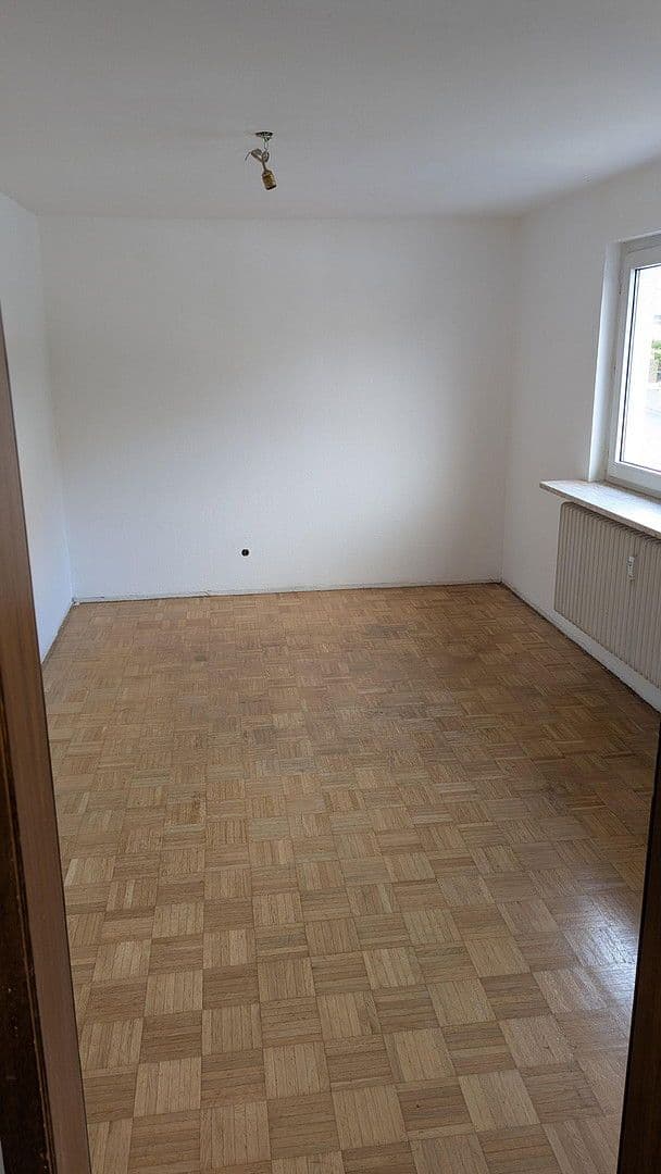 Prenájom bytu 5-izbový 154 m², Königstein im Taunus, Hesensko Prenájom bytu 5-izbový 154 m², Königstein im Taunus, Hesensko