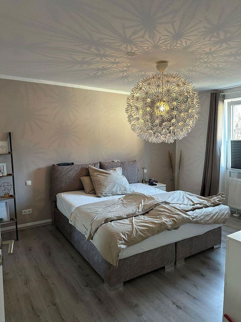 Prenájom bytu 3-izbový 70 m², Altenwoogstr.35, Kaiserslautern, Porýnie-Falcko Prenájom bytu 3-izbový 70 m², Altenwoogstr.35, Kaiserslautern, Porýnie-Falcko