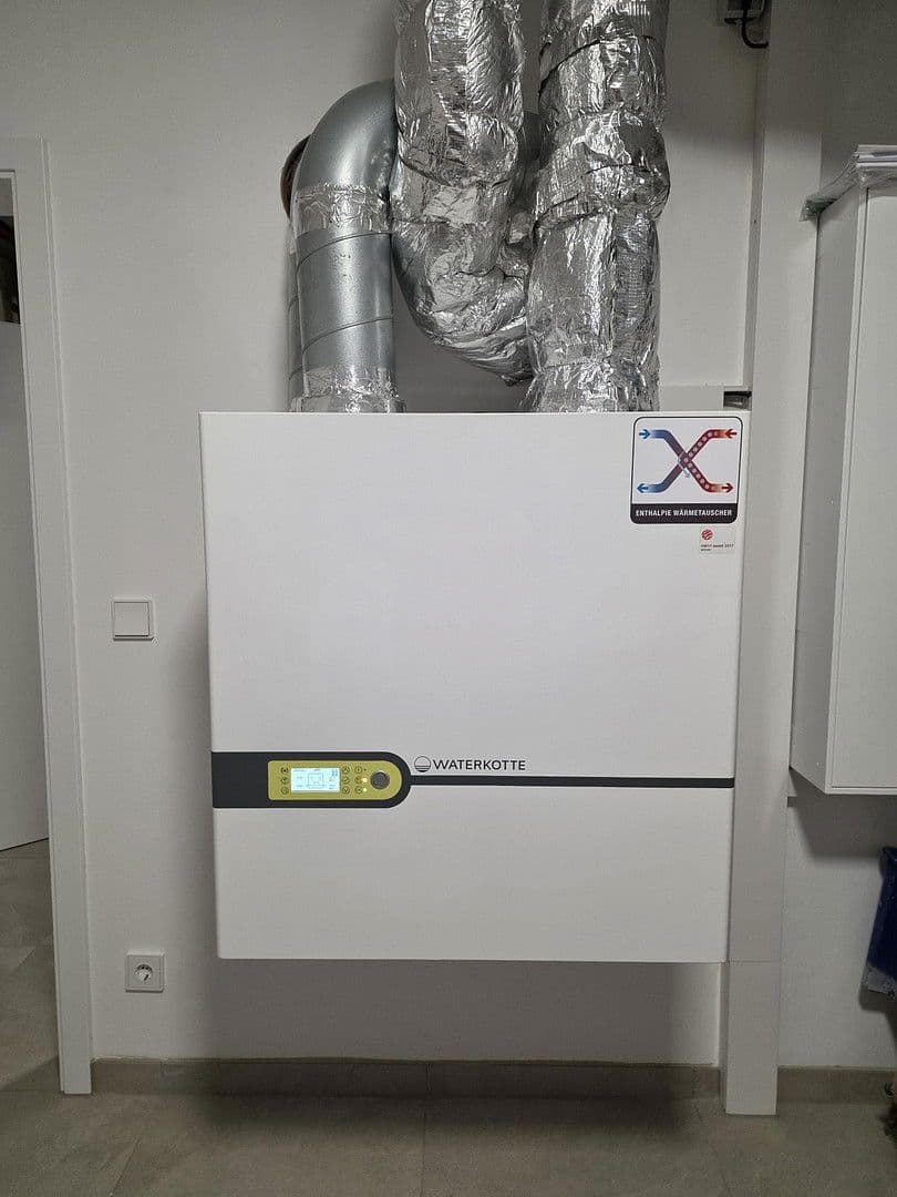 Predaj domu 185 m², pozemek 300 m², Rosenstr. 6a, Röthenbach an der Pegnitz, Bavorsko Predaj domu 185 m², pozemek 300 m², Rosenstr. 6a, Röthenbach an der Pegnitz, Bavorsko