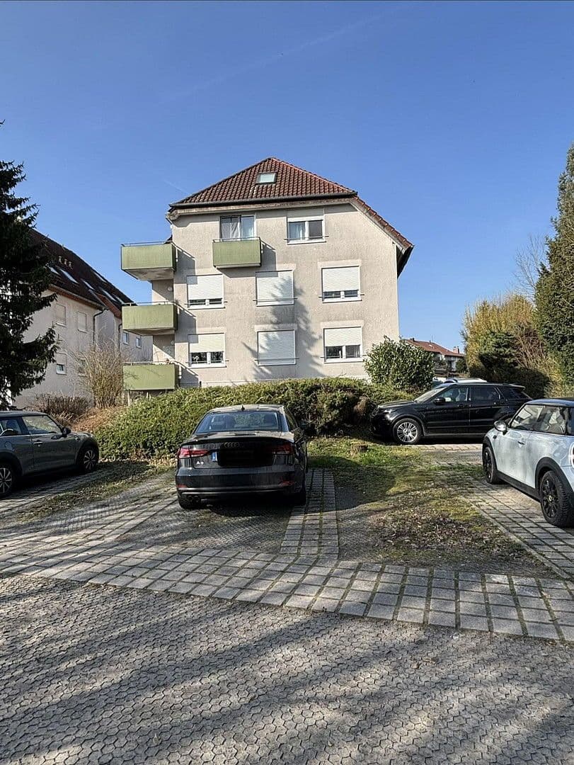 Prenájom bytu 3-izbový 68 m², Meckesheim, Bádensko-Wurttembersko Prenájom bytu 3-izbový 68 m², Meckesheim, Bádensko-Wurttembersko