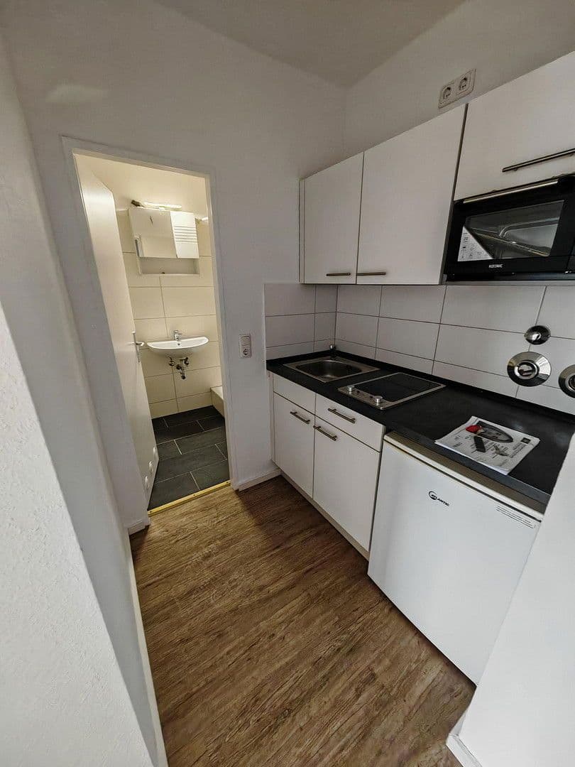 Prenájom bytu 1-izbový 27 m², Lettigkautweg 41, Frankfurt, Hesensko Prenájom bytu 1-izbový 27 m², Lettigkautweg 41, Frankfurt, Hesensko