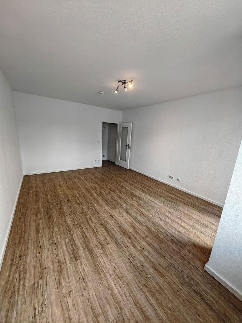 Prenájom bytu 1-izbový 27 m², Lettigkautweg 41, Frankfurt, Hesensko Prenájom bytu 1-izbový 27 m², Lettigkautweg 41, Frankfurt, Hesensko