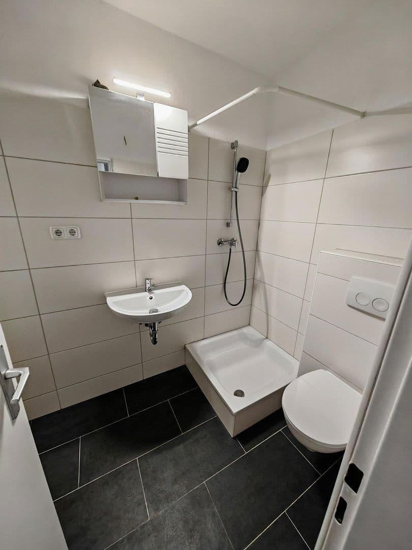 Prenájom bytu 1-izbový 27 m², Lettigkautweg 41, Frankfurt, Hesensko Prenájom bytu 1-izbový 27 m², Lettigkautweg 41, Frankfurt, Hesensko