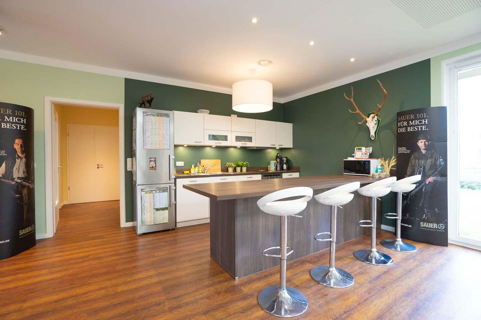 Predaj kancelárie 205 m², Lüneburger Landstraße 3, Garlstorf, Dolné Sasko Predaj kancelárie 205 m², Lüneburger Landstraße 3, Garlstorf, Dolné Sasko