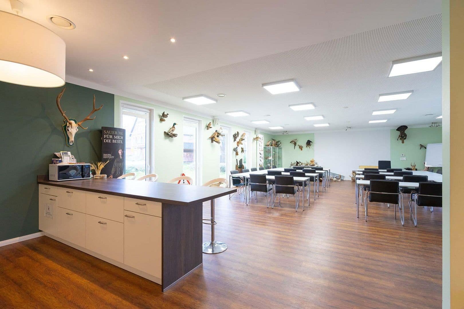 Predaj kancelárie 205 m², Lüneburger Landstraße 3, Garlstorf, Dolné Sasko Predaj kancelárie 205 m², Lüneburger Landstraße 3, Garlstorf, Dolné Sasko