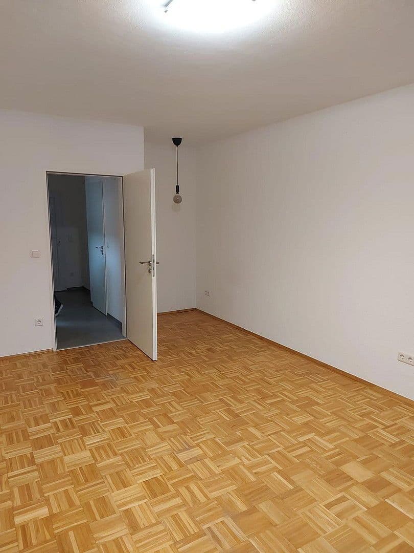 Prenájom bytu 1-izbový 38 m², Stiepeler Straße 70, Bochum, Severné Porýnie - Westfálsko Prenájom bytu 1-izbový 38 m², Stiepeler Straße 70, Bochum, Severné Porýnie - Westfálsko