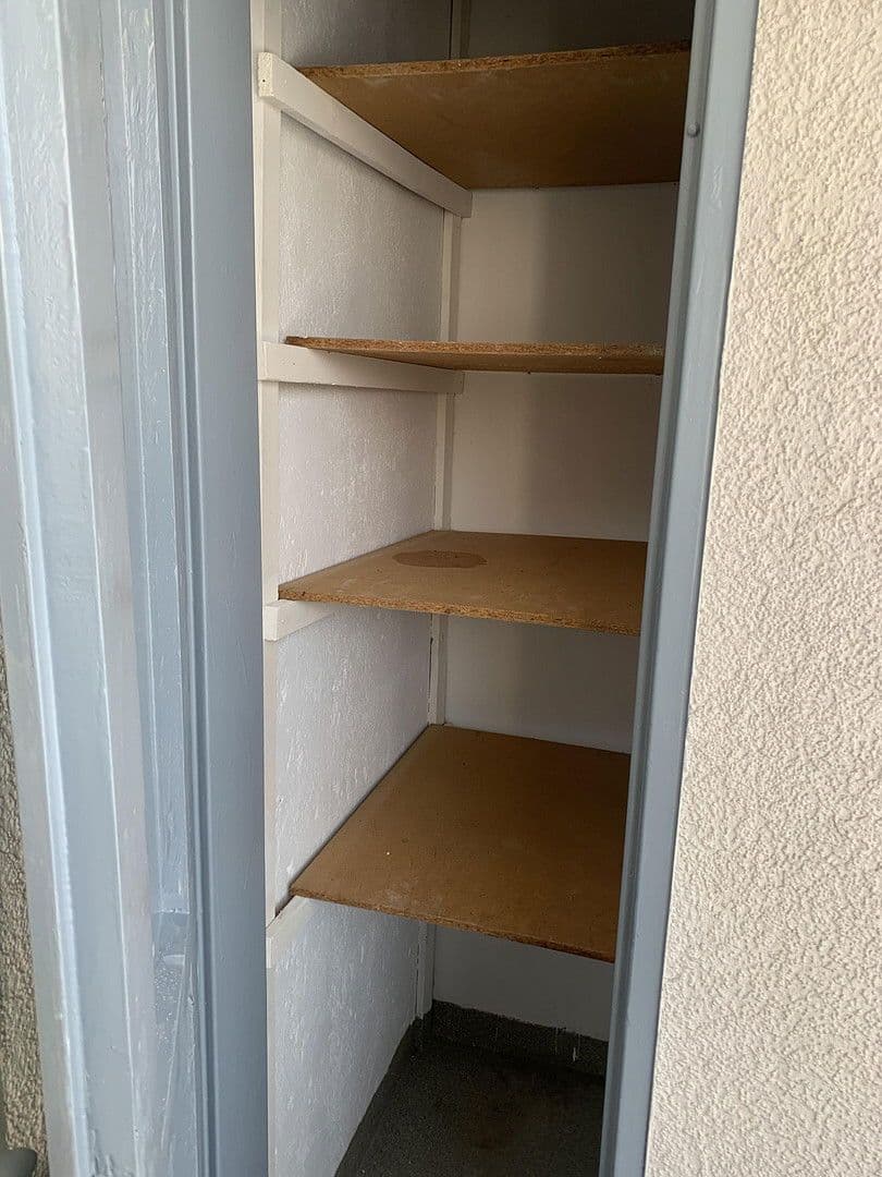 Prenájom bytu 3-izbový 70 m², Heinrich-Seliger-Straße 24, Frankfurt, Hesensko Prenájom bytu 3-izbový 70 m², Heinrich-Seliger-Straße 24, Frankfurt, Hesensko