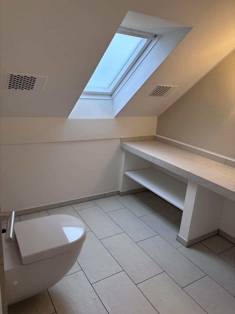 Prenájom bytu 2-izbový 150 m², Dortmund, Severné Porýnie - Westfálsko Prenájom bytu 2-izbový 150 m², Dortmund, Severné Porýnie - Westfálsko