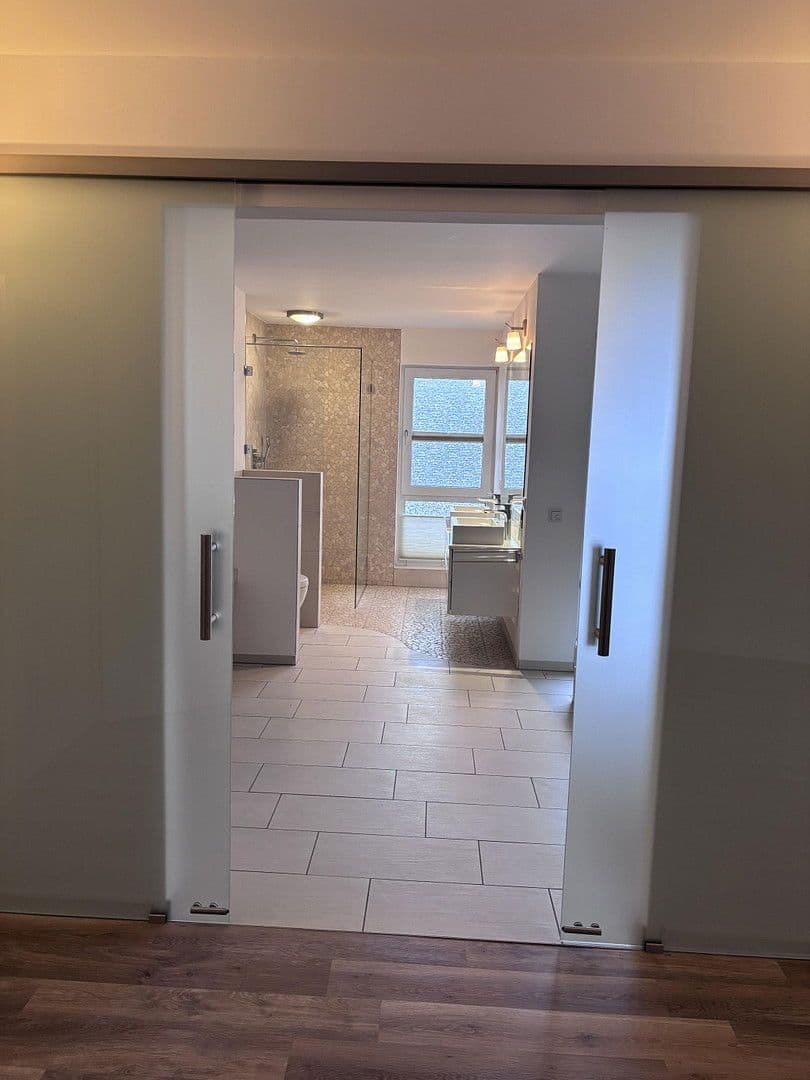 Prenájom bytu 2-izbový 150 m², Dortmund, Severné Porýnie - Westfálsko Prenájom bytu 2-izbový 150 m², Dortmund, Severné Porýnie - Westfálsko