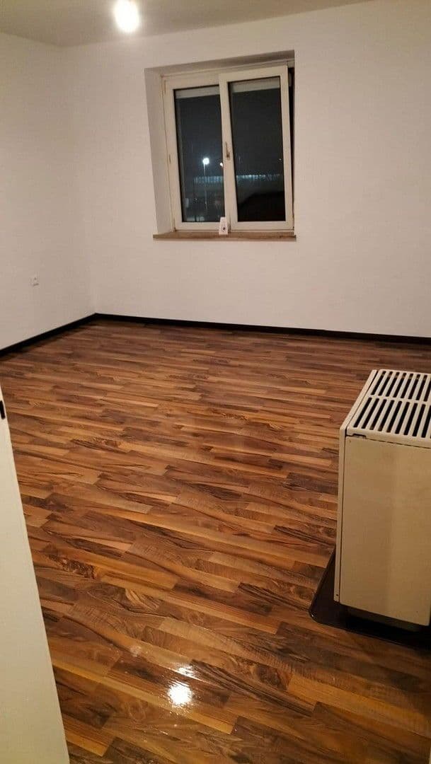 Prenájom bytu 2-izbový 49 m², Ulrichstr. 8, Vöhringen, Bavorsko Prenájom bytu 2-izbový 49 m², Ulrichstr. 8, Vöhringen, Bavorsko