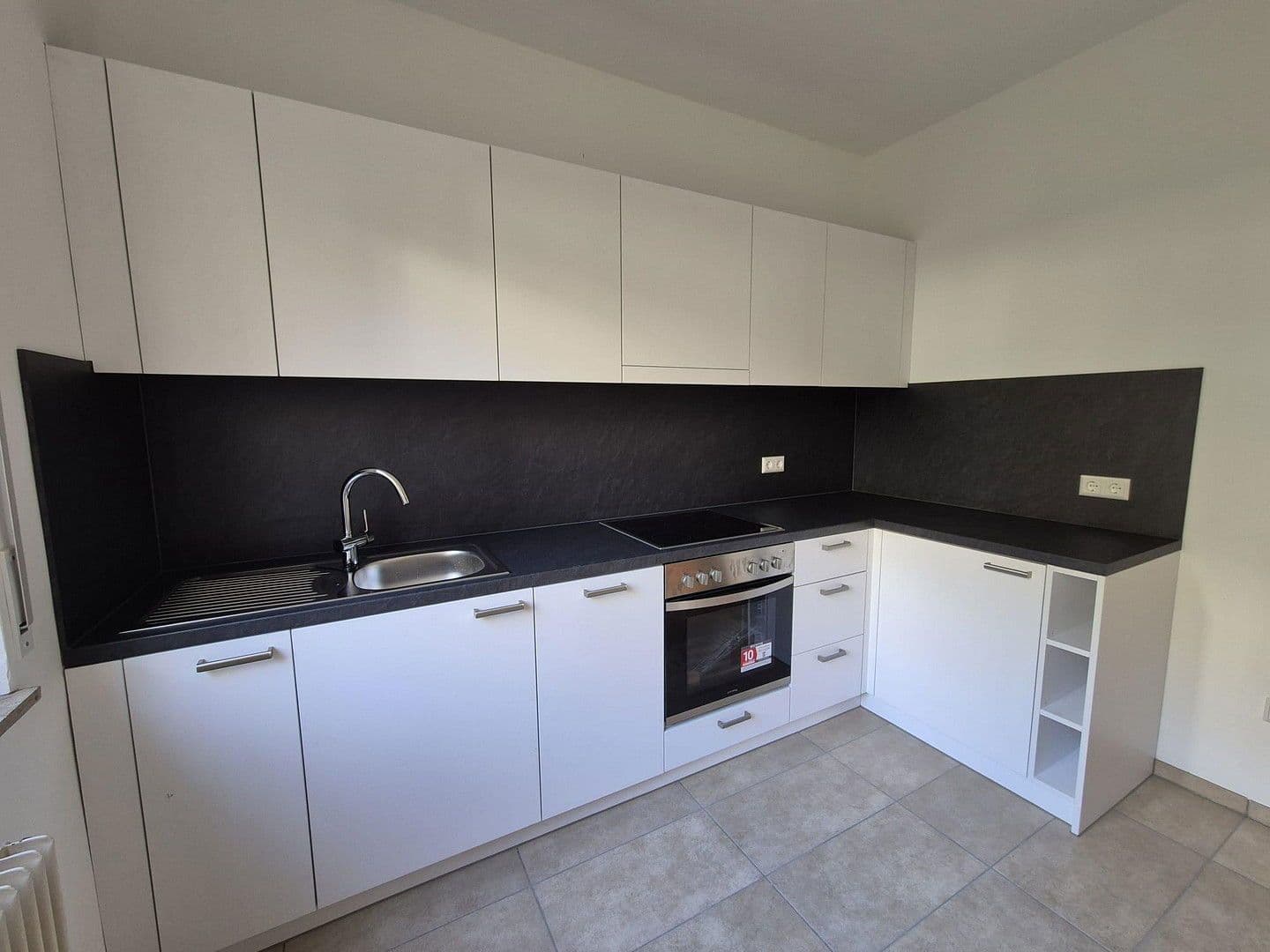 Prenájom bytu 3-izbový 78 m², Schwäbisch Gmünd, Bádensko-Wurttembersko Prenájom bytu 3-izbový 78 m², Schwäbisch Gmünd, Bádensko-Wurttembersko