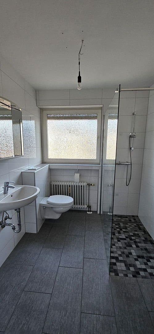 Prenájom bytu 3-izbový 80 m², Wurmstraße 103a, Heinsberg, Severné Porýnie - Westfálsko Prenájom bytu 3-izbový 80 m², Wurmstraße 103a, Heinsberg, Severné Porýnie - Westfálsko