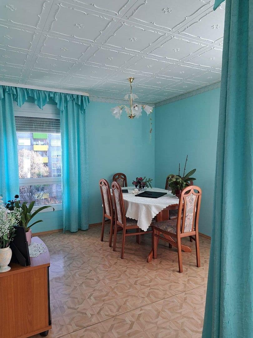 Predaj bytu 3-izbový 81 m², Schwäbisch Gmünd, Bádensko-Wurttembersko Predaj bytu 3-izbový 81 m², Schwäbisch Gmünd, Bádensko-Wurttembersko