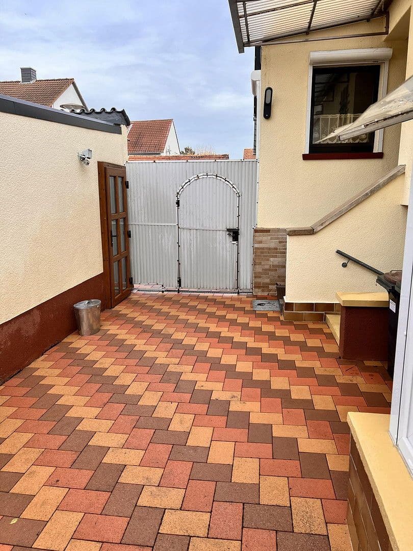 Predaj domu 105 m², pozemek 760 m², Frankenthal, Porýnie-Falcko Predaj domu 105 m², pozemek 760 m², Frankenthal, Porýnie-Falcko