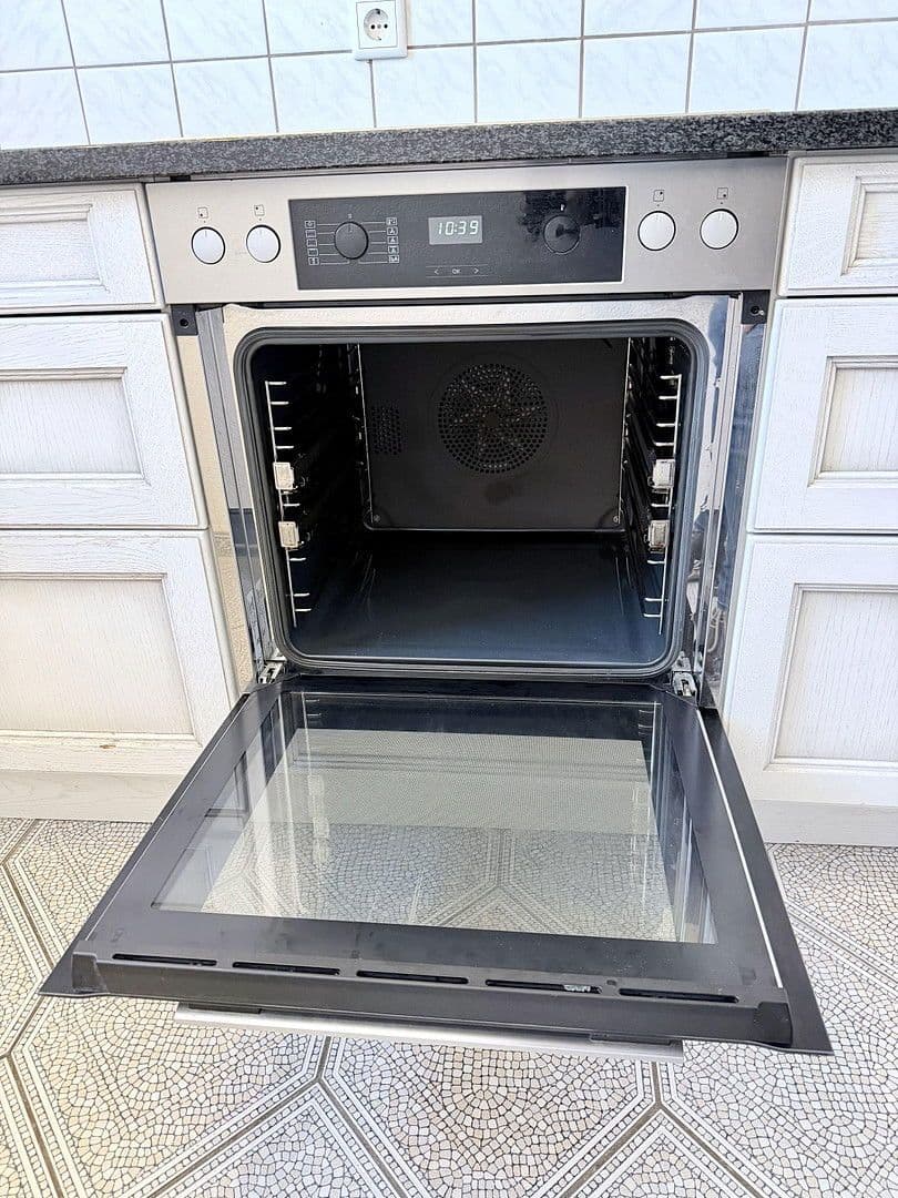 Predaj bytu 2-izbový 60 m², Luitpoldstraße 37, Neu-Ulm, Bavorsko Predaj bytu 2-izbový 60 m², Luitpoldstraße 37, Neu-Ulm, Bavorsko