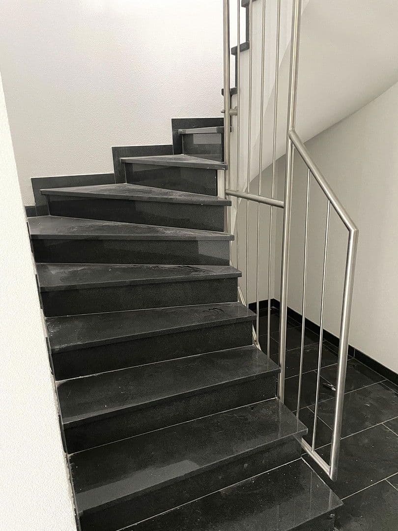 Prenájom bytu 2-izbový 60 m², Im Acker 58a, Rheinland-Pfalz - Koblenz, Porýnie-Falcko Prenájom bytu 2-izbový 60 m², Im Acker 58a, Rheinland-Pfalz - Koblenz, Porýnie-Falcko