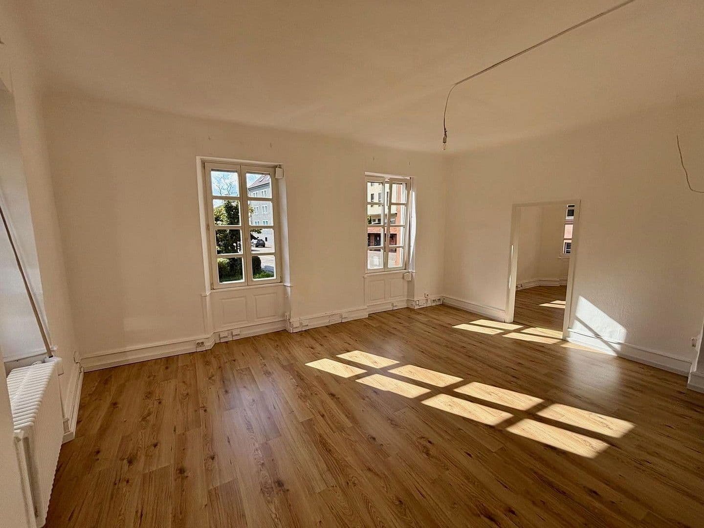 Prenájom bytu 6-izbový 154 m², Prof.-Nägle-Platz 2, Annweiler am Trifels, Porýnie-Falcko Prenájom bytu 6-izbový 154 m², Prof.-Nägle-Platz 2, Annweiler am Trifels, Porýnie-Falcko