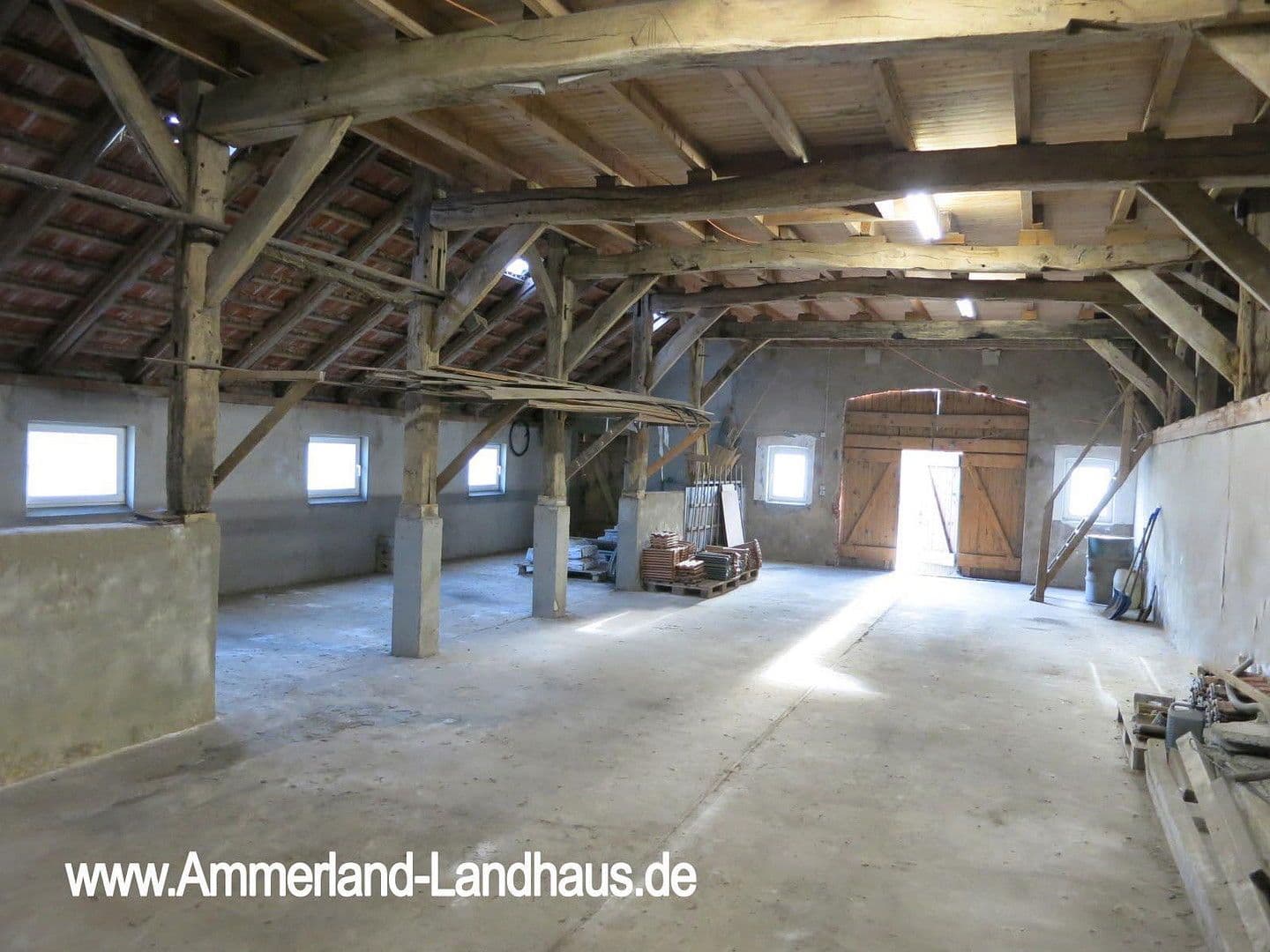 Predaj domu 310 m², pozemek 8.127 m², Westerstede, Dolné Sasko Predaj domu 310 m², pozemek 8.127 m², Westerstede, Dolné Sasko