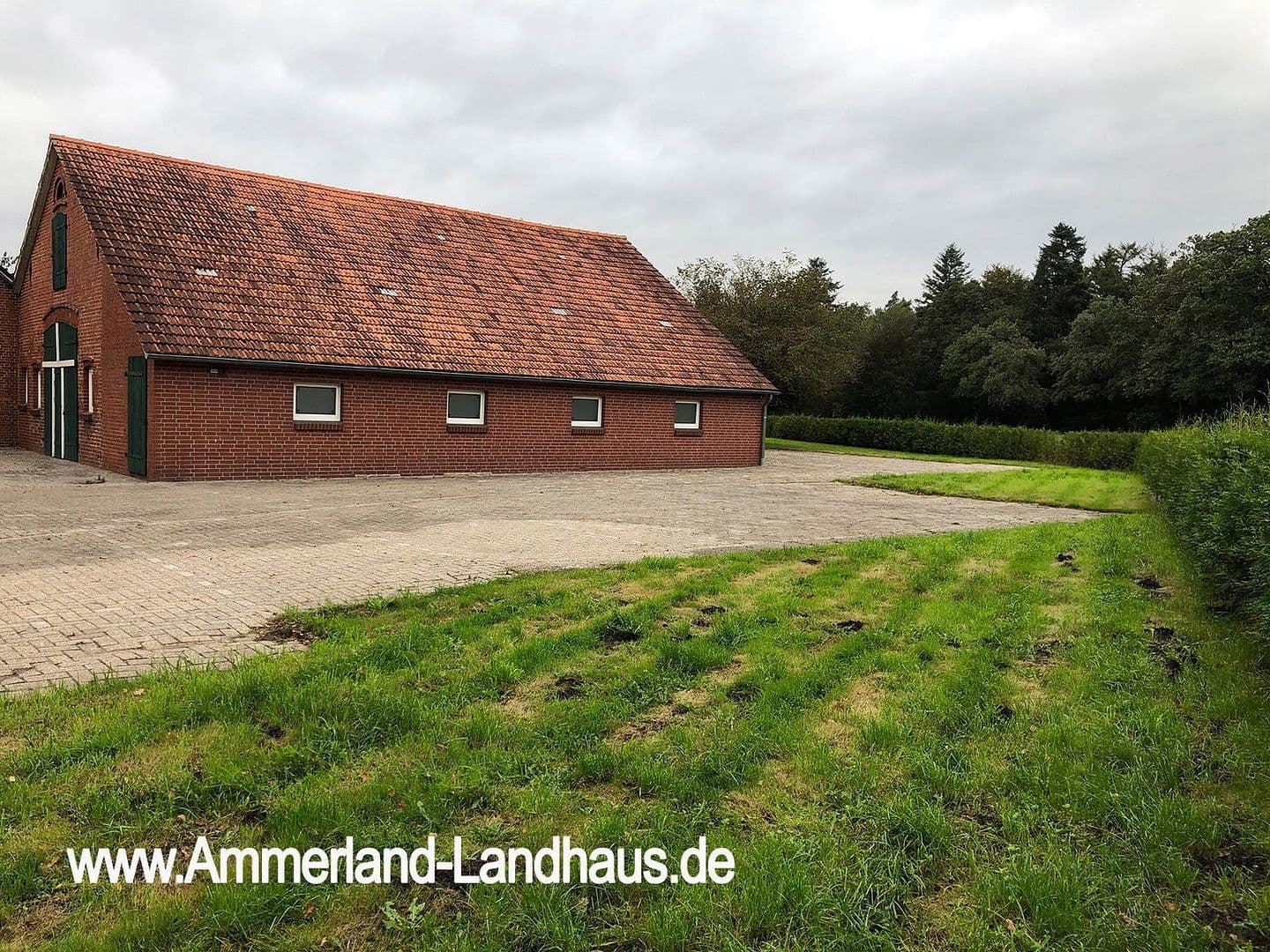 Predaj domu 310 m², pozemek 8.127 m², Westerstede, Dolné Sasko Predaj domu 310 m², pozemek 8.127 m², Westerstede, Dolné Sasko