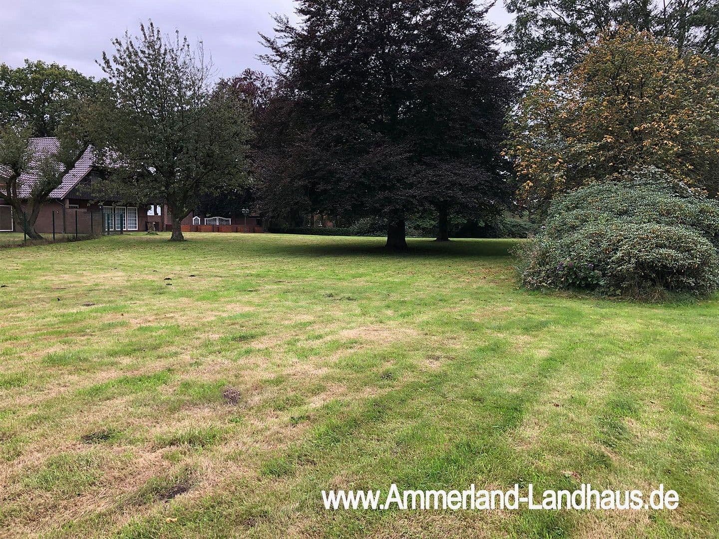 Predaj domu 310 m², pozemek 8.127 m², Westerstede, Dolné Sasko Predaj domu 310 m², pozemek 8.127 m², Westerstede, Dolné Sasko