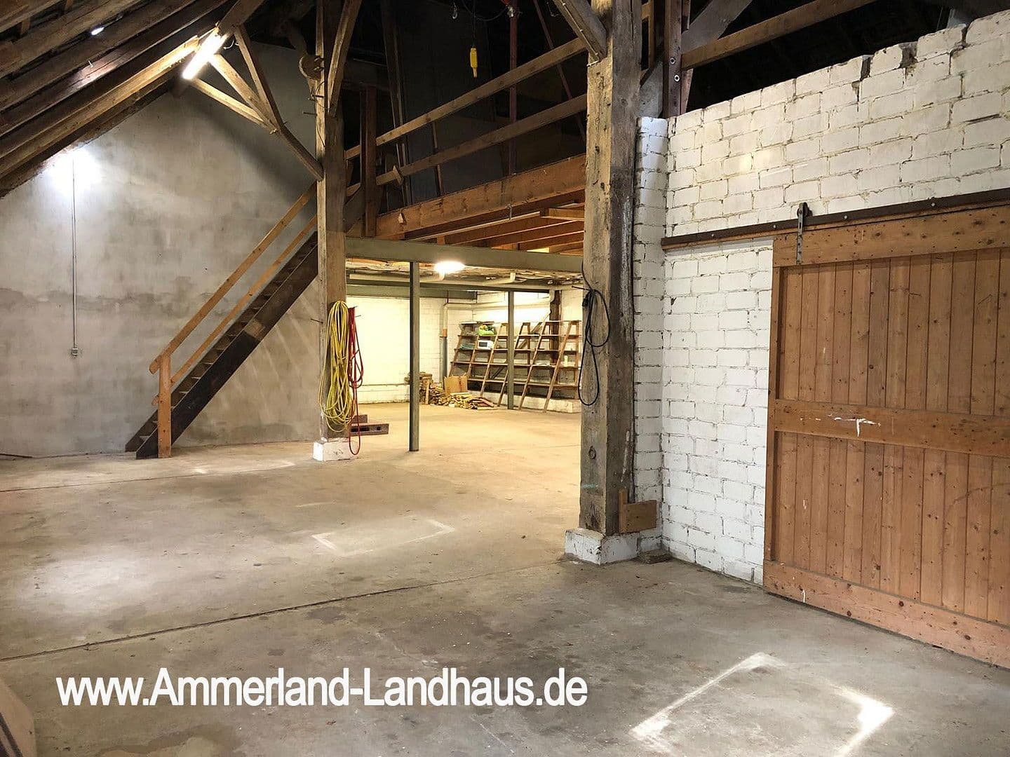 Predaj domu 310 m², pozemek 8.127 m², Westerstede, Dolné Sasko Predaj domu 310 m², pozemek 8.127 m², Westerstede, Dolné Sasko