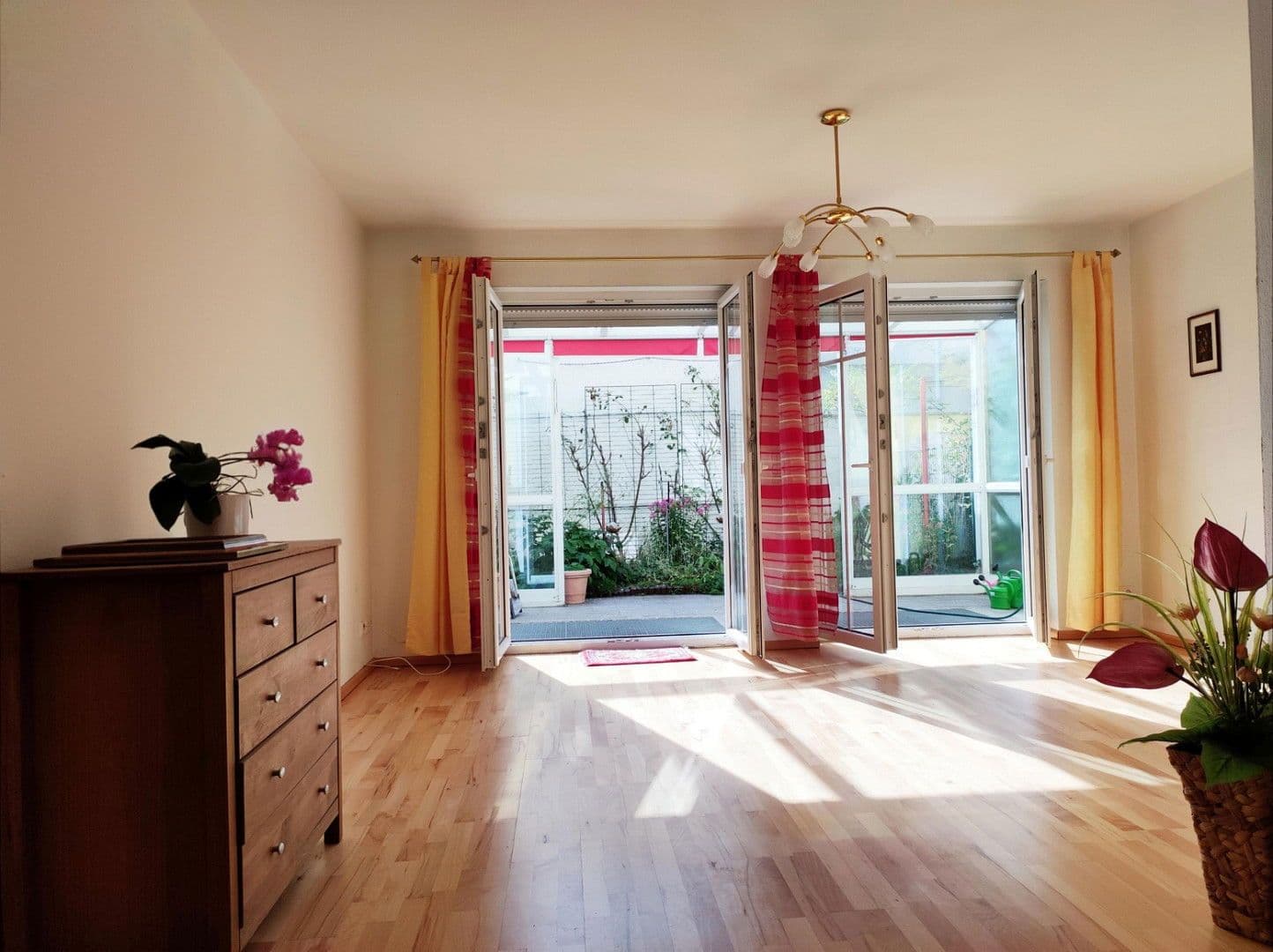 Predaj domu 130 m², pozemek 100 m², Friedenspromenade 7a, München, Bavorsko Predaj domu 130 m², pozemek 100 m², Friedenspromenade 7a, München, Bavorsko