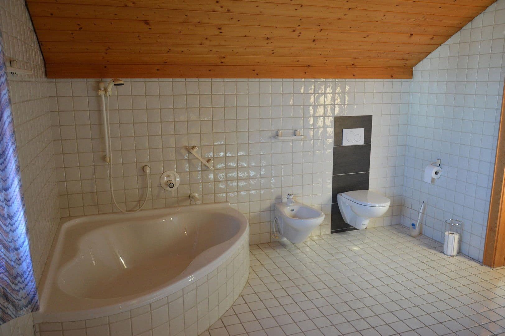 Predaj domu 217 m², pozemek 1.609 m², Gangkofen, Bavorsko Predaj domu 217 m², pozemek 1.609 m², Gangkofen, Bavorsko